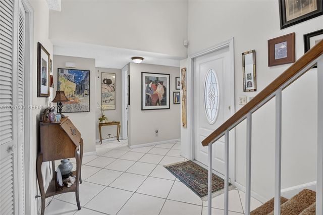 9050 Jacaranda Lane 3, Plantation, FL 33324