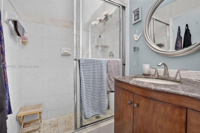 9050 Jacaranda Lane 3, Plantation, FL 33324