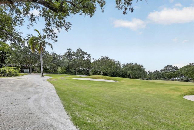 9050 Jacaranda Lane 3, Plantation, FL 33324