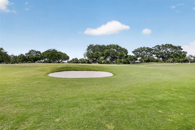 9050 Jacaranda Lane 3, Plantation, FL 33324