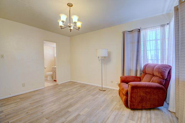 1837 Valencia Drive NE, Albuquerque, NM 87110