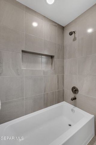 818 HARPENDEM Drive, Horizon City, TX 79928