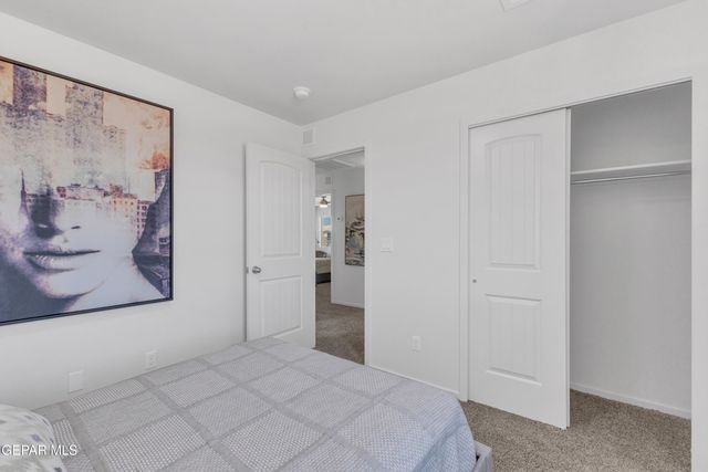 818 HARPENDEM Drive, Horizon City, TX 79928