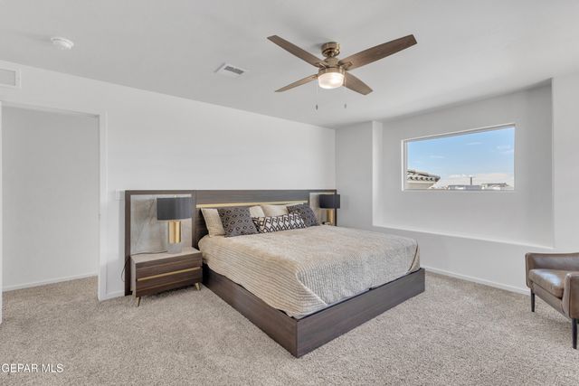 818 HARPENDEM Drive, Horizon City, TX 79928