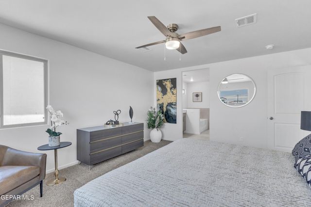 818 HARPENDEM Drive, Horizon City, TX 79928