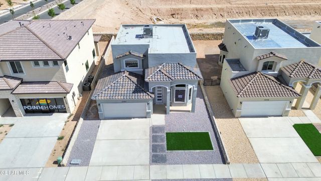 818 HARPENDEM Drive, Horizon City, TX 79928