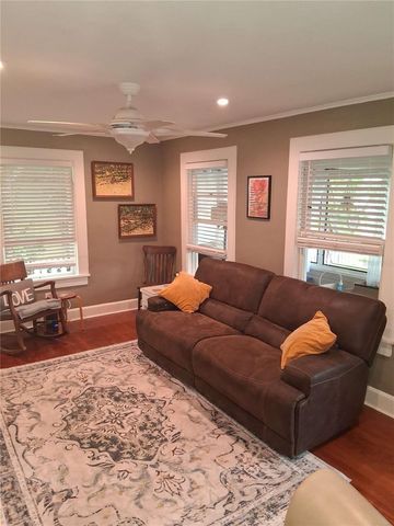 226 21ST AVENUE N, St Petersburg, FL 33704