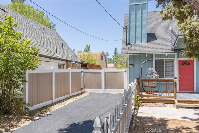 1037 Sequoia Drive, Big Bear City, CA 92314