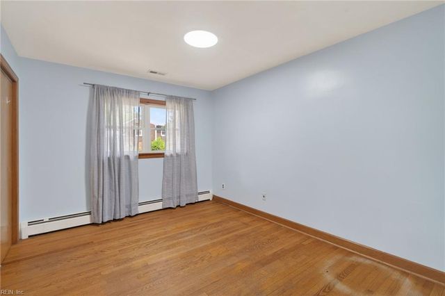 110 Marvin DR, Hampton, VA 23666