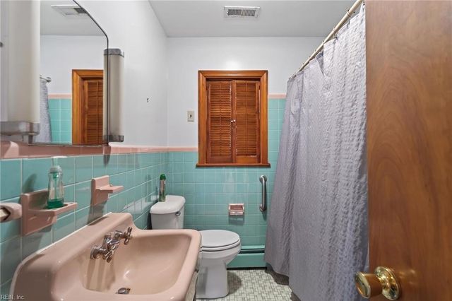 110 Marvin DR, Hampton, VA 23666
