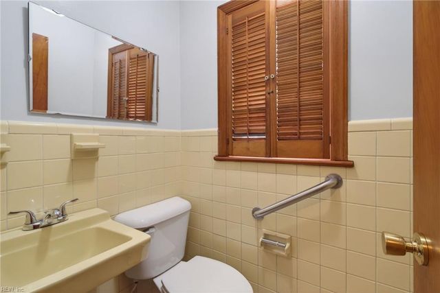 110 Marvin DR, Hampton, VA 23666