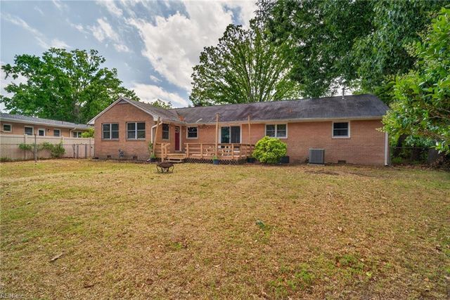 110 Marvin DR, Hampton, VA 23666