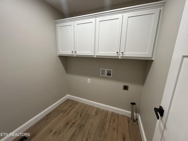 214 Georgee Rd, Jamestown, TN 38556