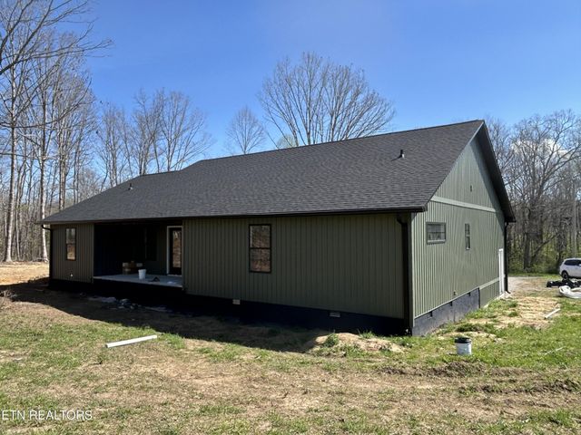 214 Georgee Rd, Jamestown, TN 38556