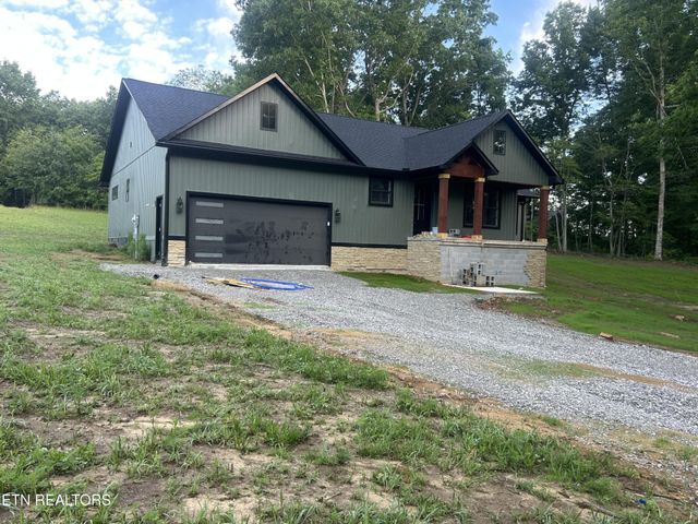 214 Georgee Rd, Jamestown, TN 38556
