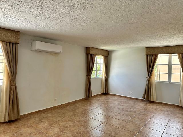 AN-81 VÍA ANTILLANA, Trujillo Alto, PR 00976