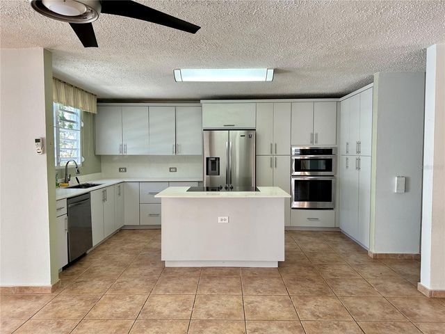 AN-81 VÍA ANTILLANA, Trujillo Alto, PR 00976