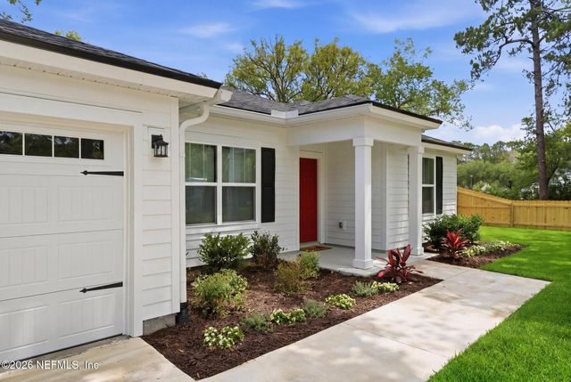 9335 ILLINOIS Street, Jacksonville, FL 32218