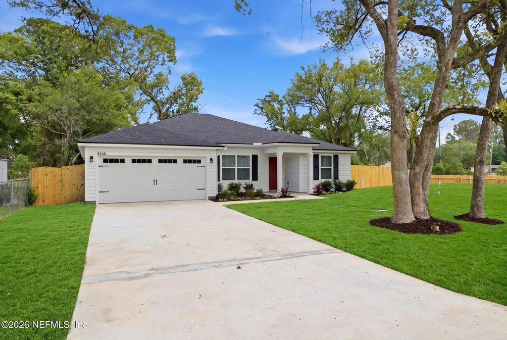 9335 ILLINOIS Street, Jacksonville, FL 32218
