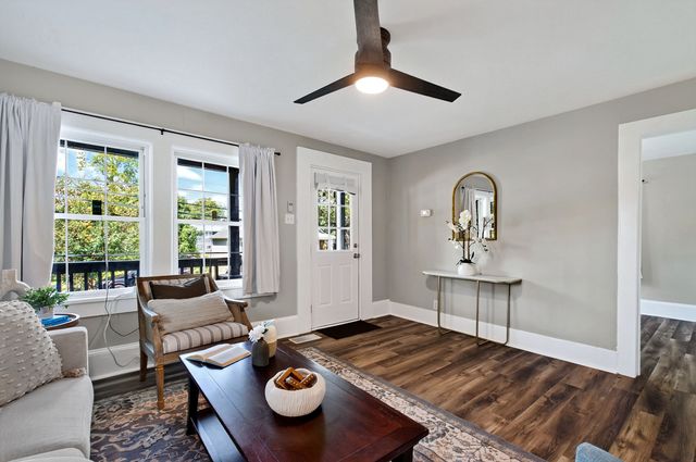 1109 S Bloodworth Street, Raleigh, NC 27601