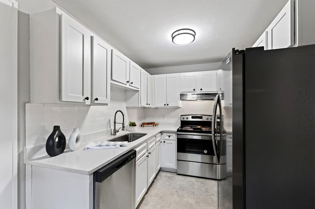 1109 S Bloodworth Street, Raleigh, NC 27601