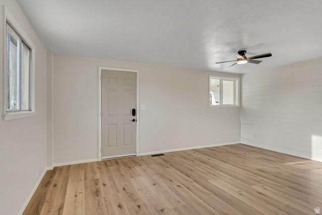1619 S 700 W, Woods Cross, UT 84087