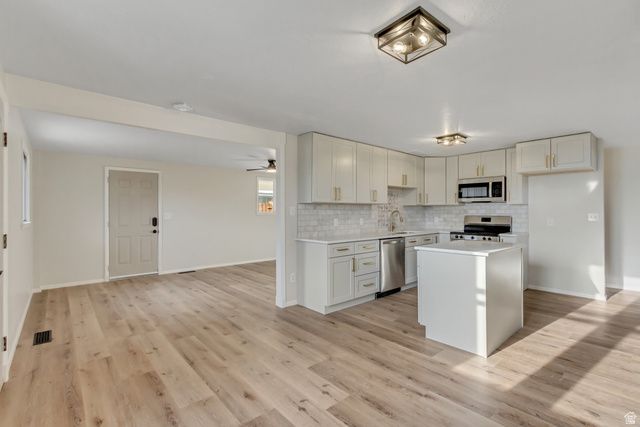 1619 S 700 W, Woods Cross, UT 84087