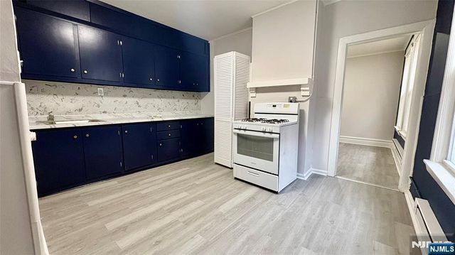 17 Franklin Avenue 6, Harrison, NJ 07029