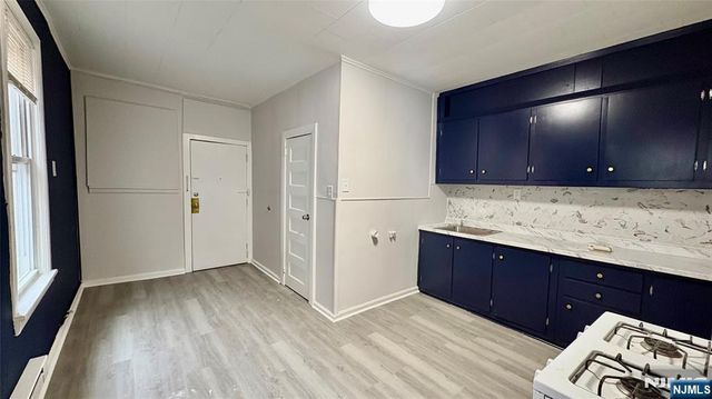 17 Franklin Avenue 6, Harrison, NJ 07029