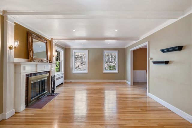 32 Columbine Rd, Milton, MA 02186