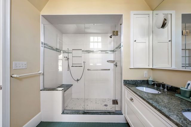 32 Columbine Rd, Milton, MA 02186