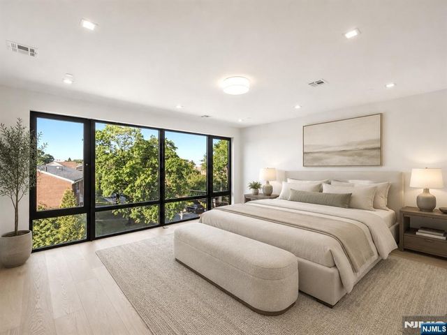 188 Prospect Street, Fort Lee, NJ 07024
