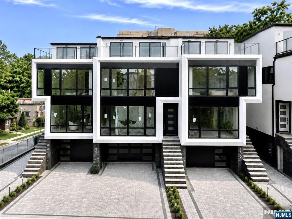 188 Prospect Street, Fort Lee, NJ 07024
