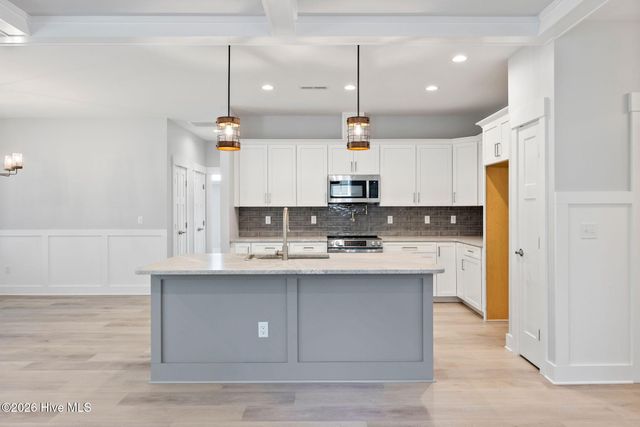 4089 Country Garden Lane, Southport, NC 28461