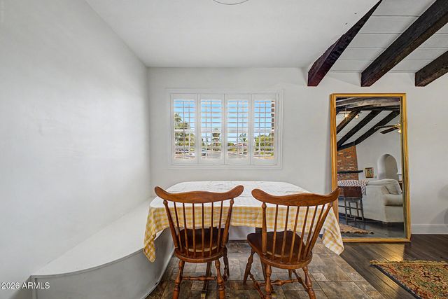 1518 N 24TH Street, Mesa, AZ 85213