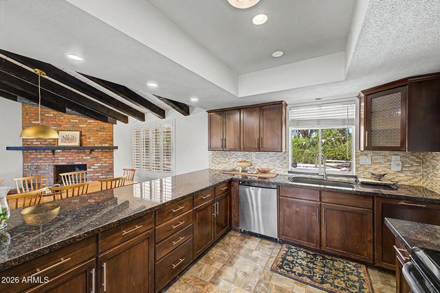 1518 N 24TH Street, Mesa, AZ 85213