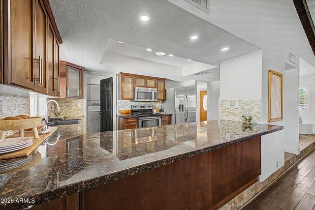 1518 N 24TH Street, Mesa, AZ 85213