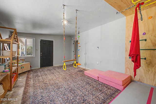 1518 N 24TH Street, Mesa, AZ 85213