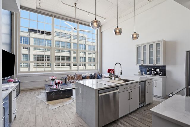 2600 W 7th Street 1707, Fort Worth, TX 76107