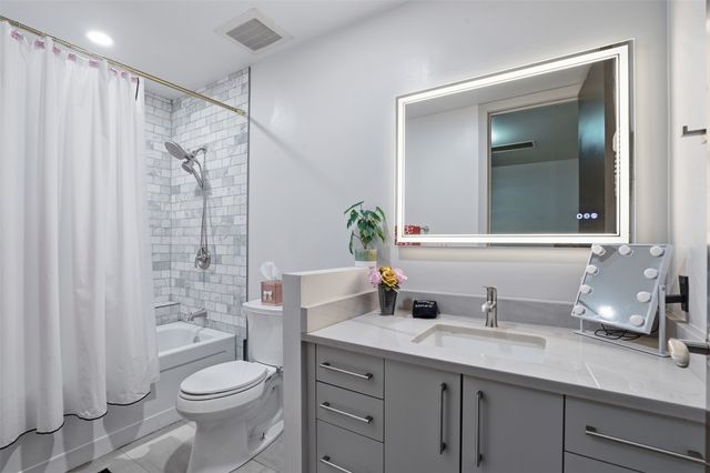 2600 W 7th Street 1707, Fort Worth, TX 76107