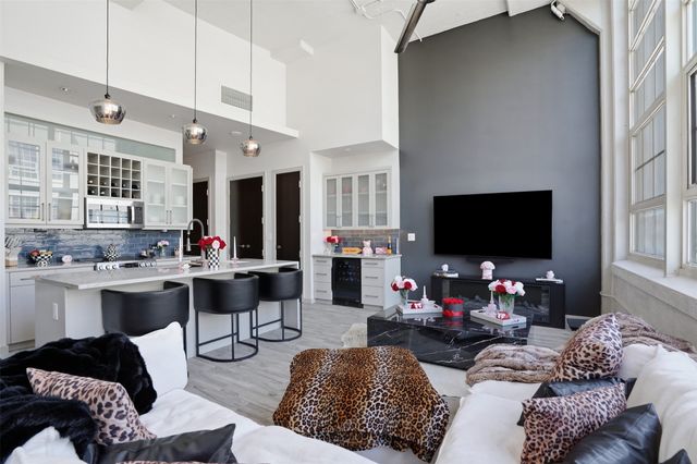 2600 W 7th Street 1707, Fort Worth, TX 76107