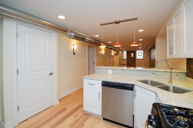 2155 W Potomac Avenue GDN, Chicago, IL 60622