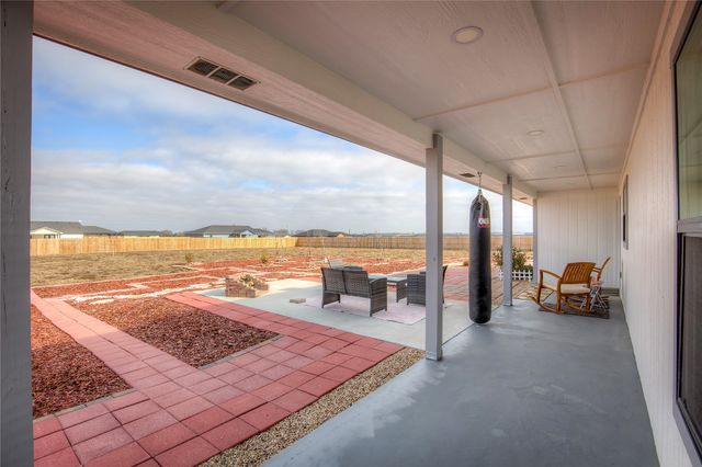 521 Private Road 24977, Brookston, TX 75421