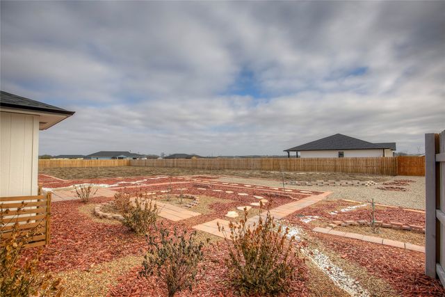 521 Private Road 24977, Brookston, TX 75421