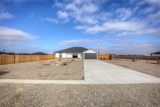 521 Private Road 24977, Brookston, TX 75421