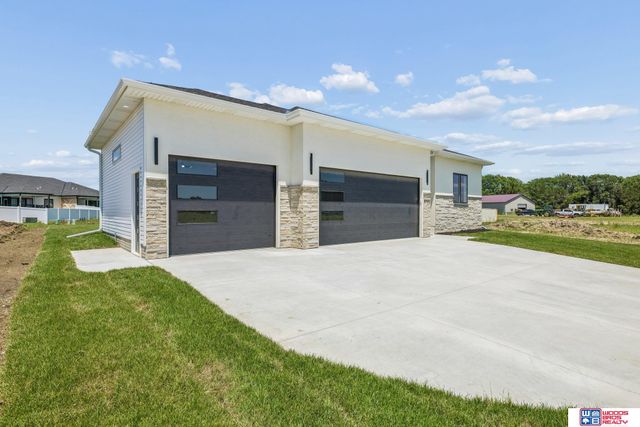 8100 Sasha Avenue, Lincoln, NE 68516
