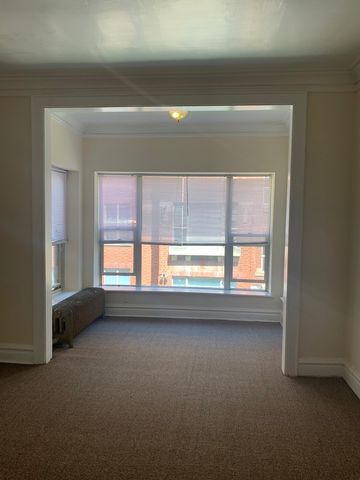 5162 S King Drive 1, Chicago, IL 60615