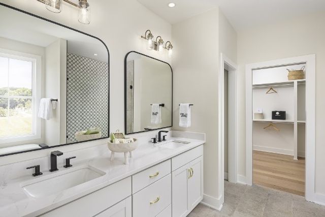 448 Tomlinson Pointe Dr, Mount Juliet, TN 37122