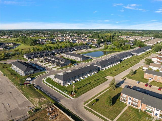 28140 DeLano Drive Unit 9I, New Baltimore, MI 48051
