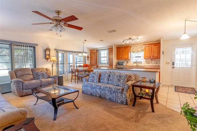 4135 ROLLING OAKS DRIVE, Winter Haven, FL 33880